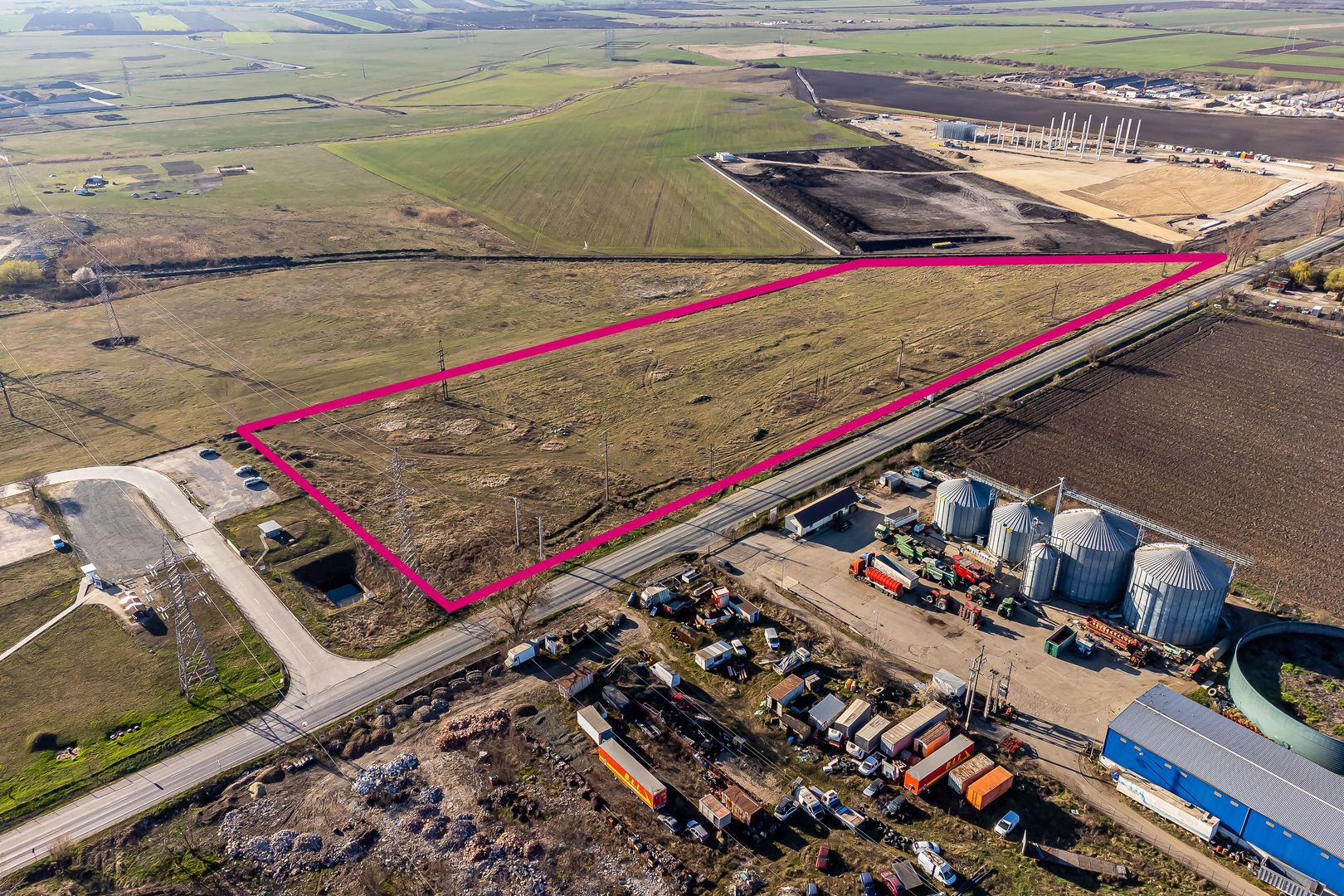 Teren intravilan 4 ha lângă Panduit - Poză 2