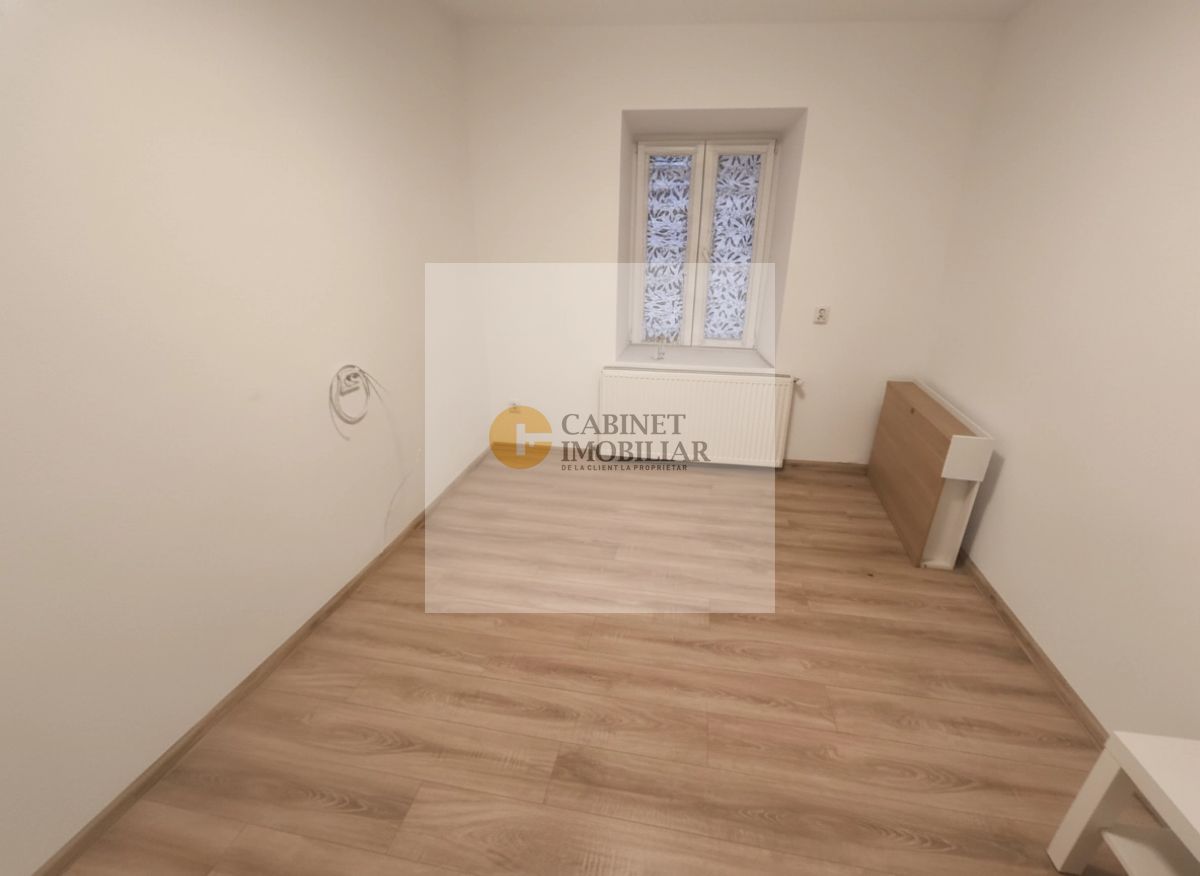 Calea Victoriei I Garsoniera in vila  I P+2 I Vedere stradala - Poză 2