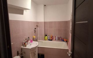 Apartament 3 camere/et 2/62 mp/ 70000E neg - Poză 5