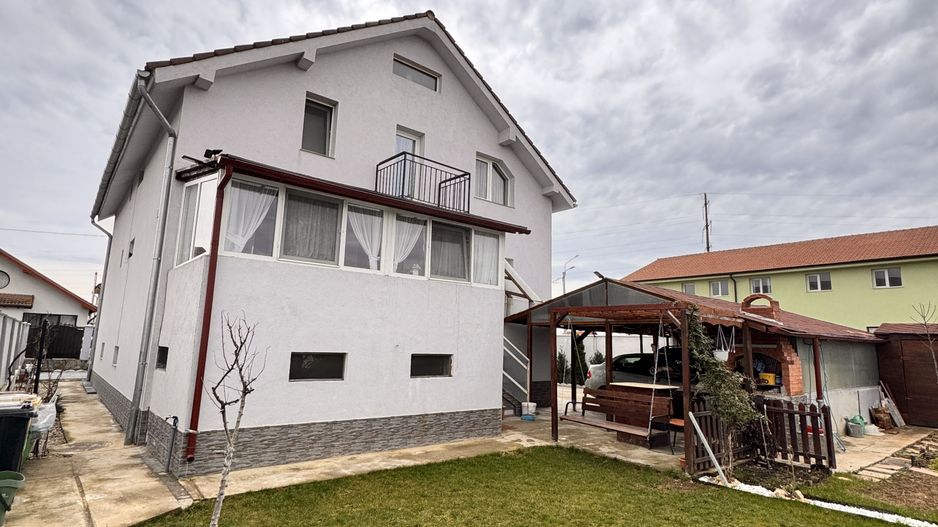 Vilă spațioasă cu 6 camere – Cartierul Viena, Oradea - Poză 20