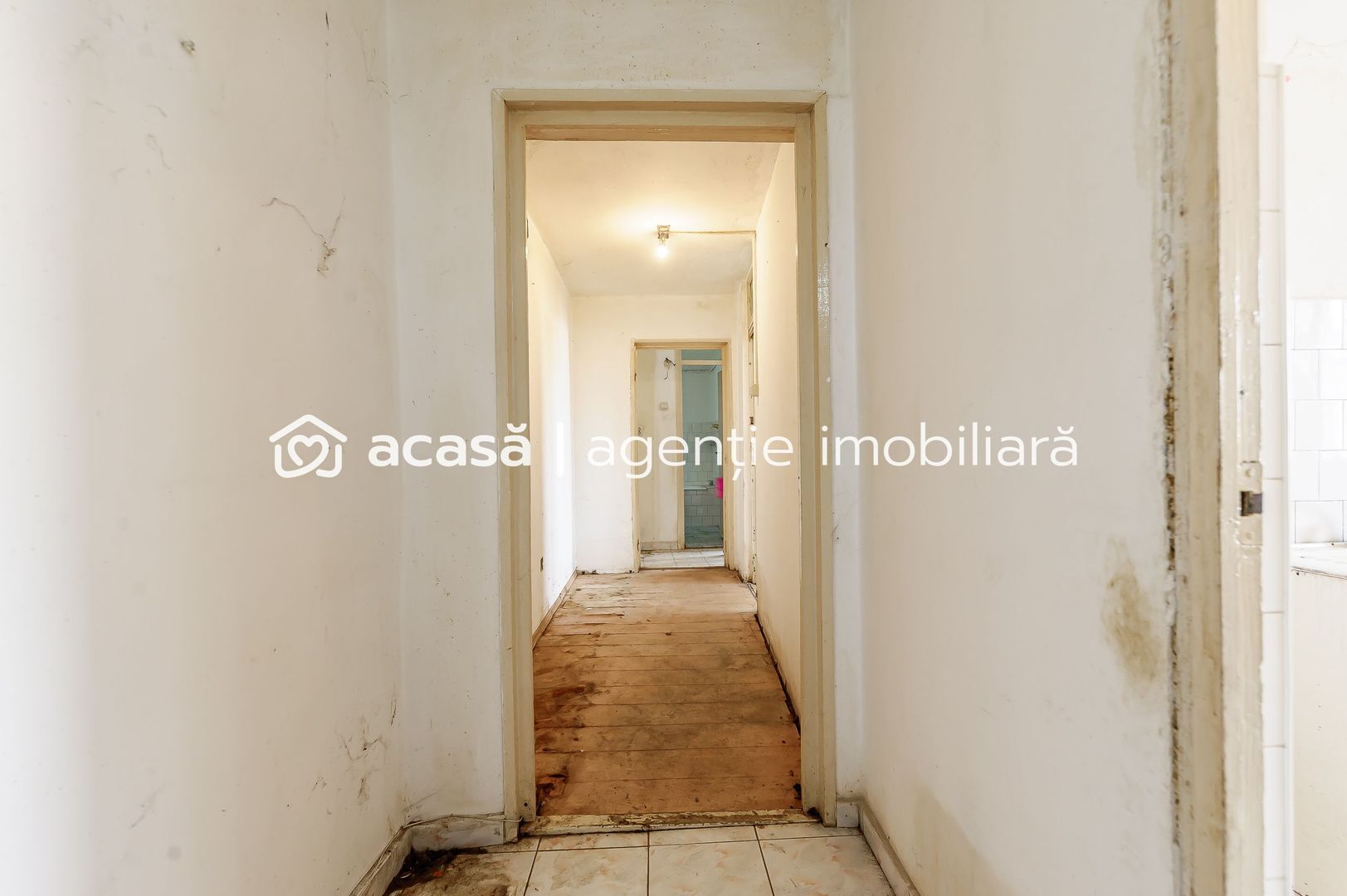 VANDUT ! Apartament accesibil cu 2 camere, în zona 500 Micalaca - Poză 5