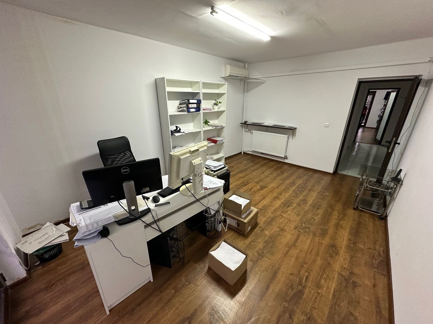 Cladire pretabila spațiu birouri/ clinica - Poză 10