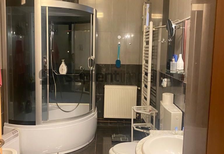 CASA DE VANZARE - SUPER PRET - Poză 11