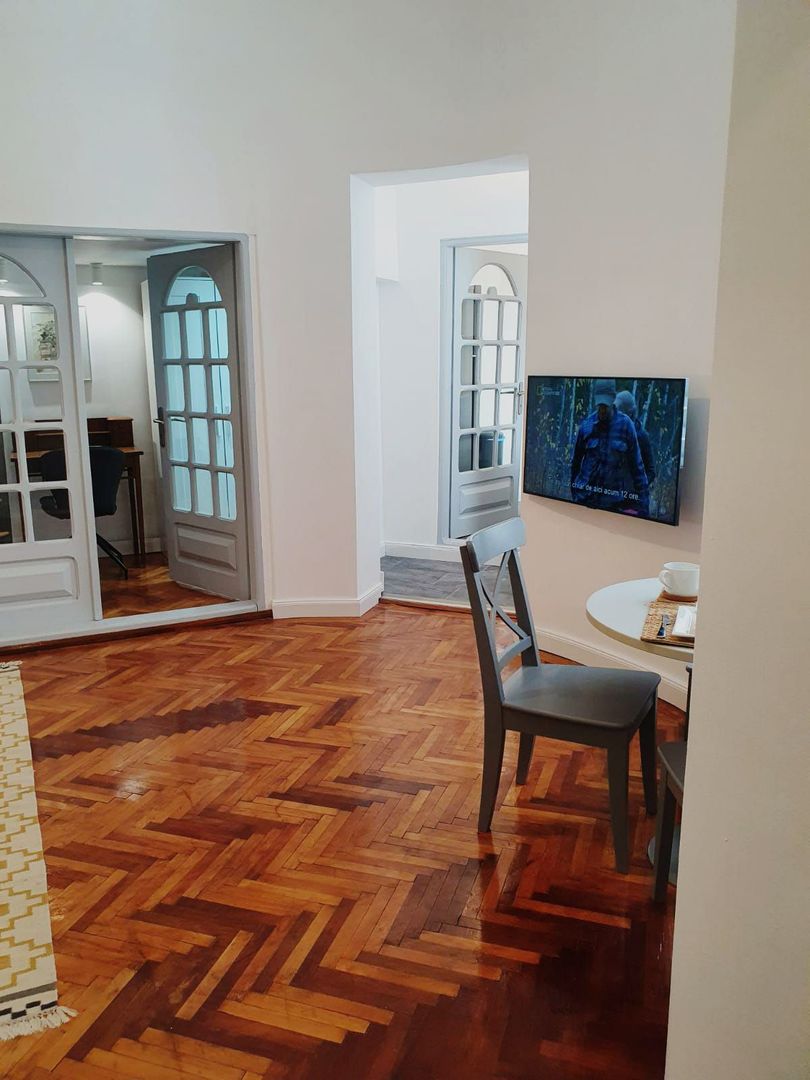 All-inclusive Studio Ultracentral Location - Romana - Poză 5