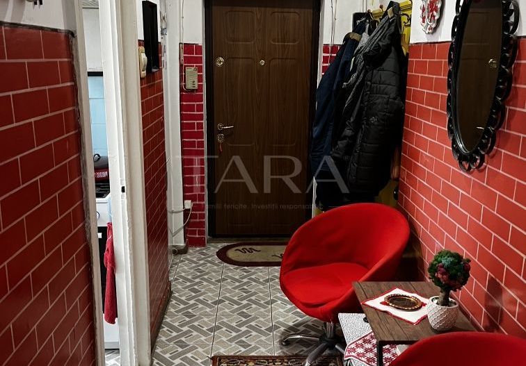 Apartament 3 camere luminos,  zona Facultatea de Litere - Poză 3