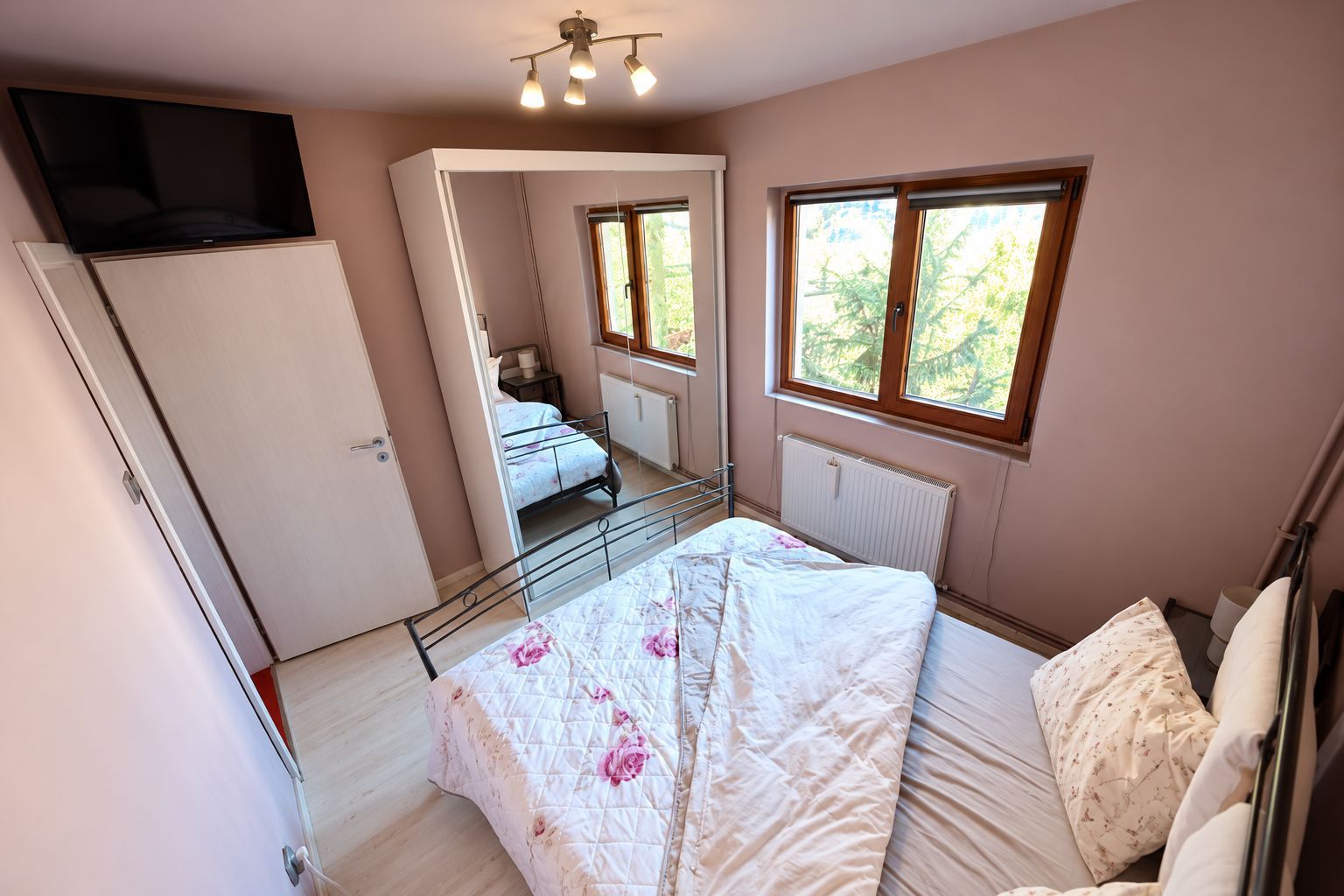 Complex Studențesc | 2 Camere | Etaj 1 | Centrală proprie | AC | Boxă - Poză 12