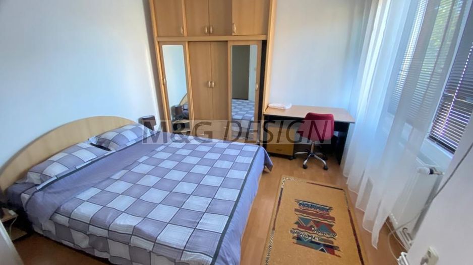 3 camere confort 1 etaj 3 zona Medicina CENTRALA PROPRIE - Poză 11