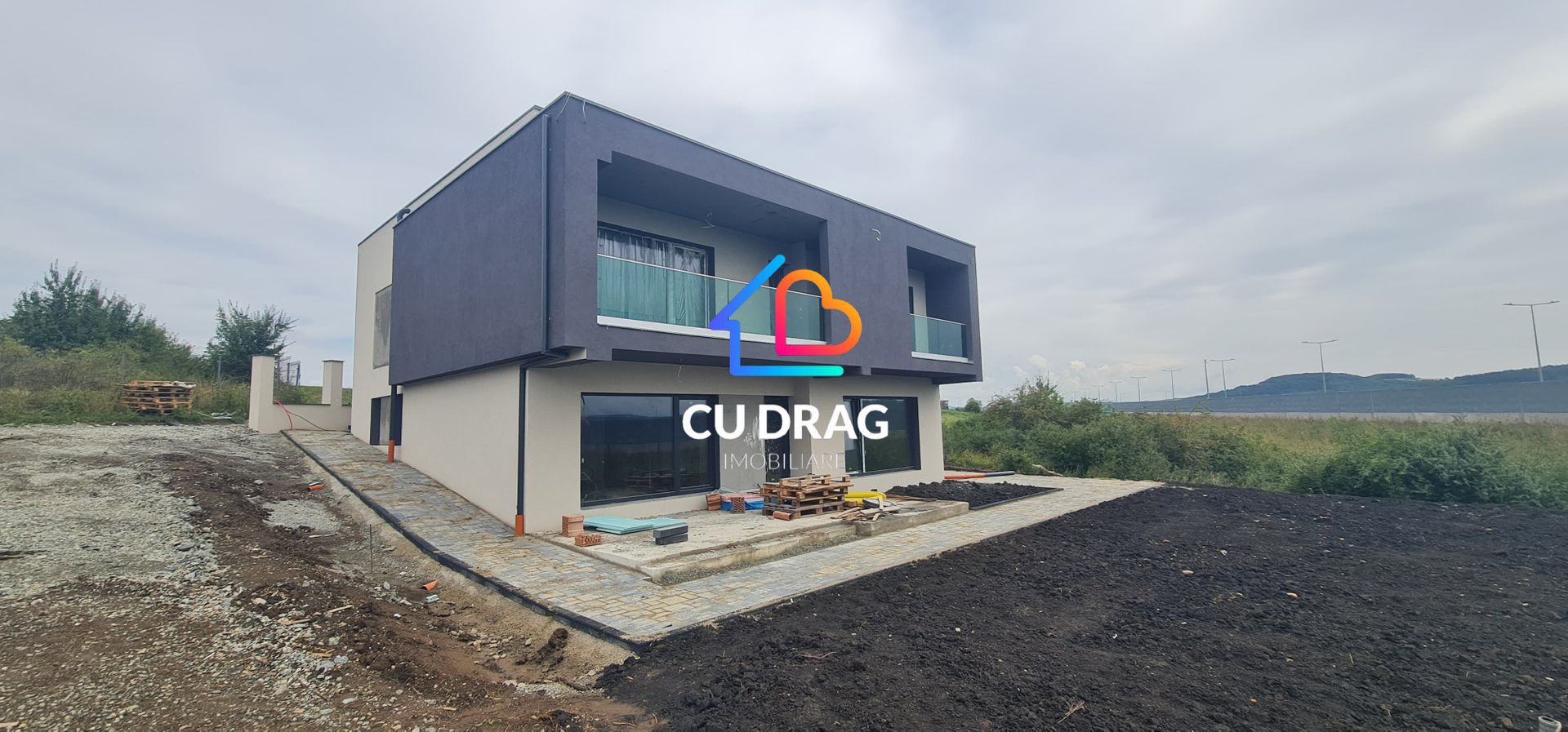 Casa Visurilor Tale în Stil Mediteranean -teren generos cu posibilitat - Poză 2