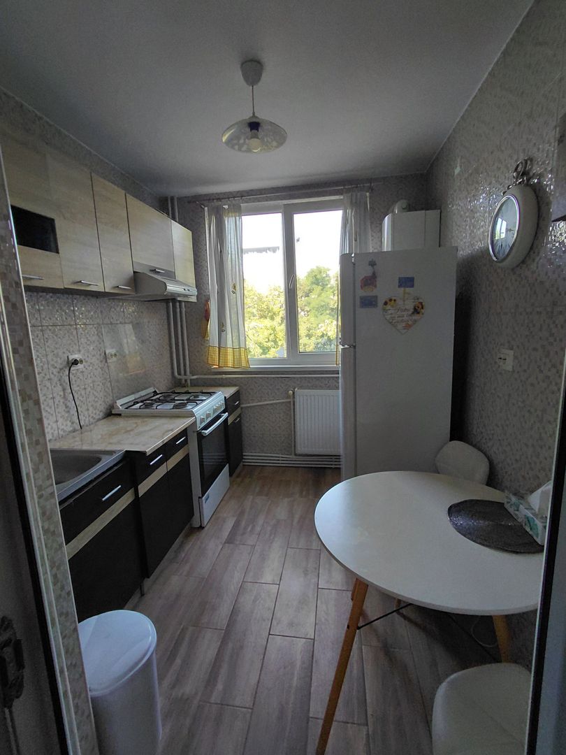 Apartament 3 camere, Țiglina 1, etaj 3, centrală termică, bloc anvelopat - Poză 10