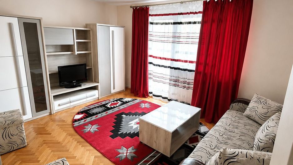 Dâmbovița – Piața Flavia | 1 Cameră | Decomandat | Centrală proprie | Etaj 2 - Poză 1