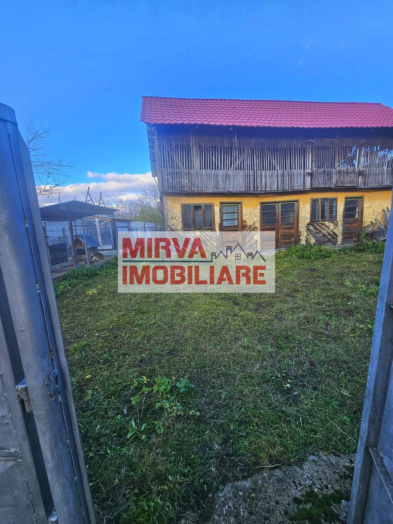 Exclusivitate! Casă cu teren generos în Sat Olteni, Com.Teișani - Poză 9