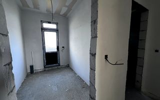 Vanzare casa P+M in Sendreni( in spatele Primariei), pret 99 000 euro - Poză 15