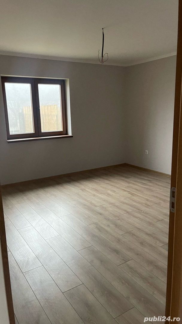 Vand casă in Lazuri - Poză 7