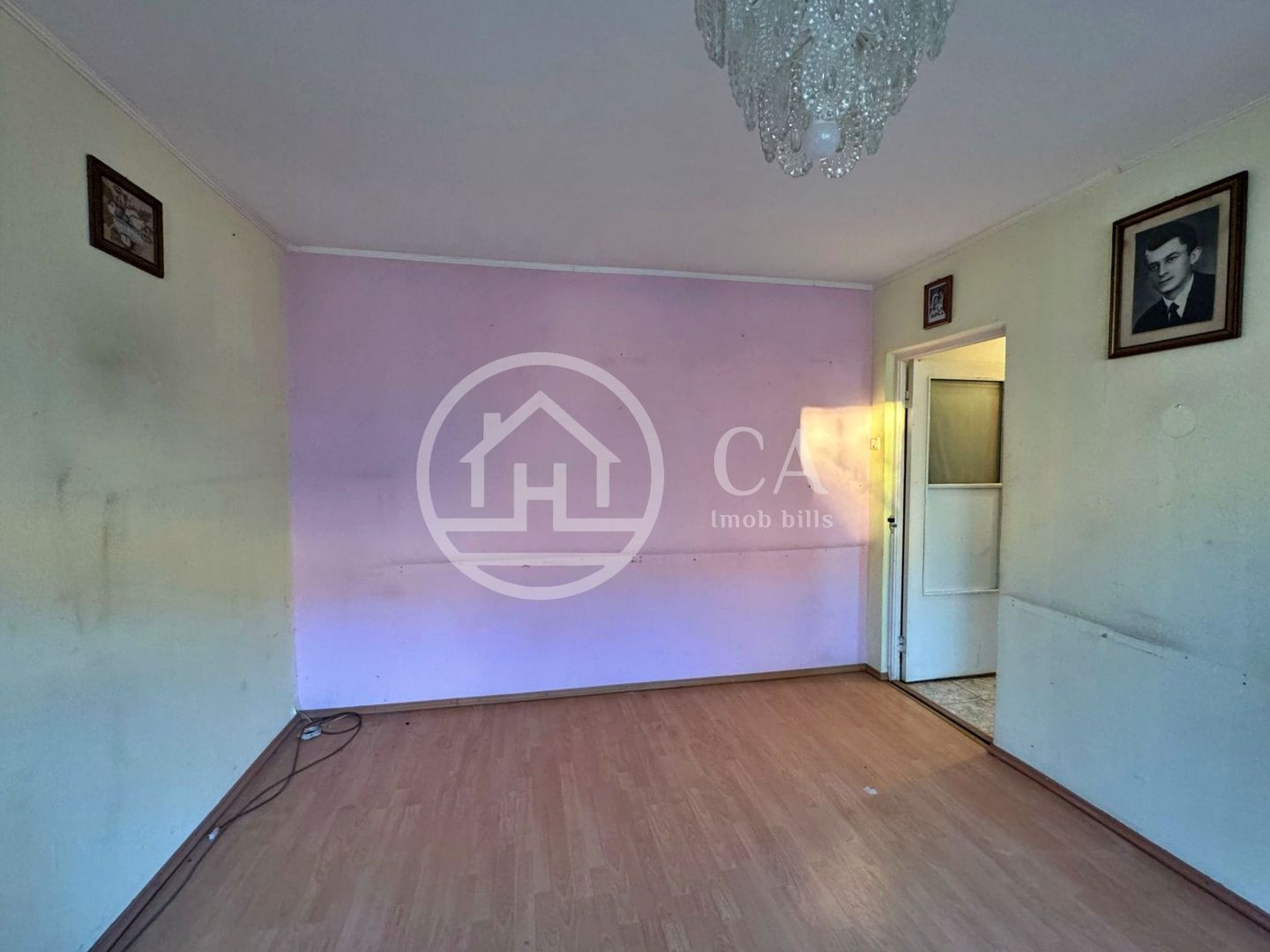 Apartament cu 2 camere de vanzare Str. Seleusului Zona Velenta,Oradea - Poză 1