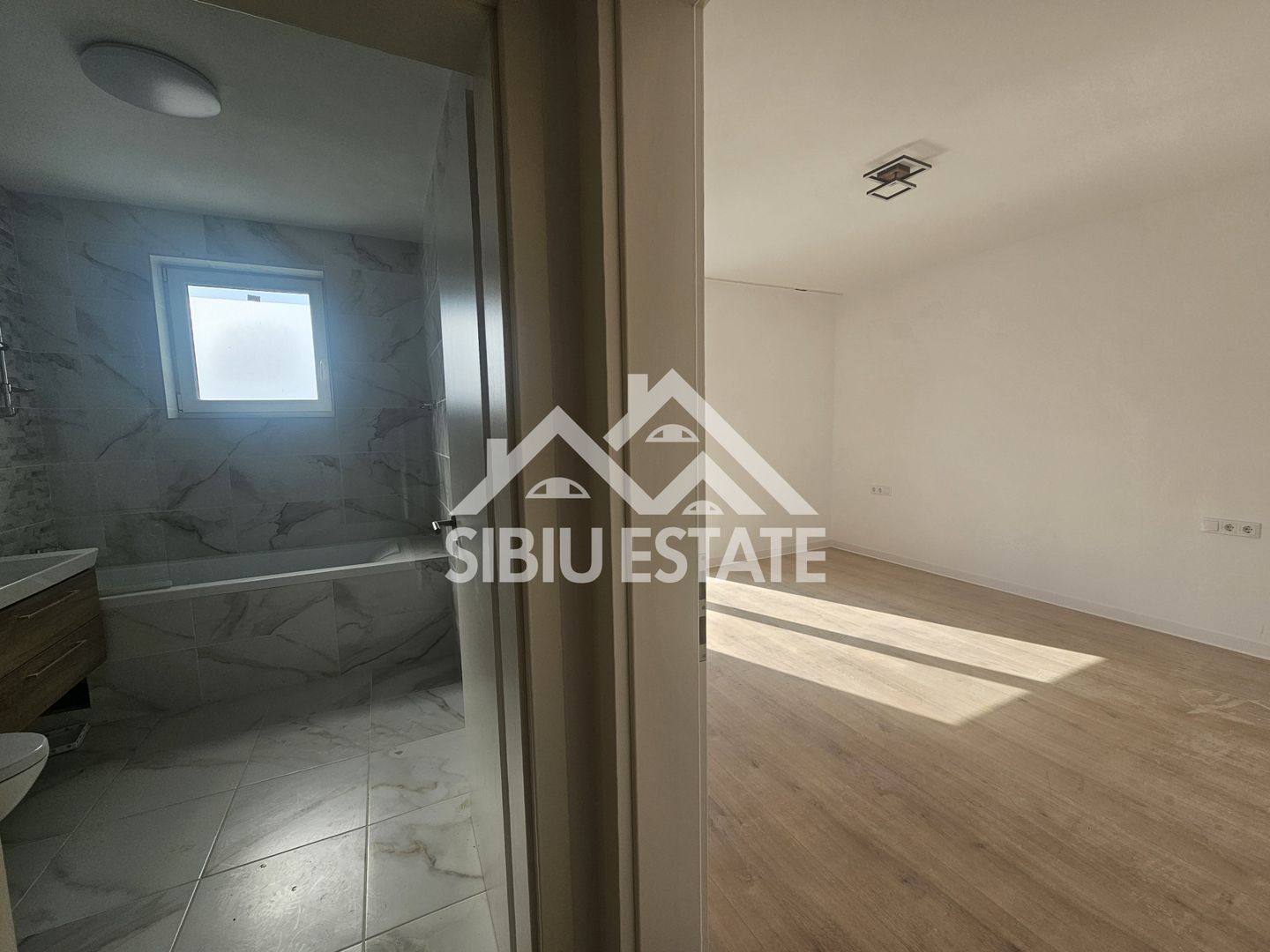 Casa de inchiriat, 4 camere, 2 bai, Sibiu Calea Cisnadiei - Poză 12