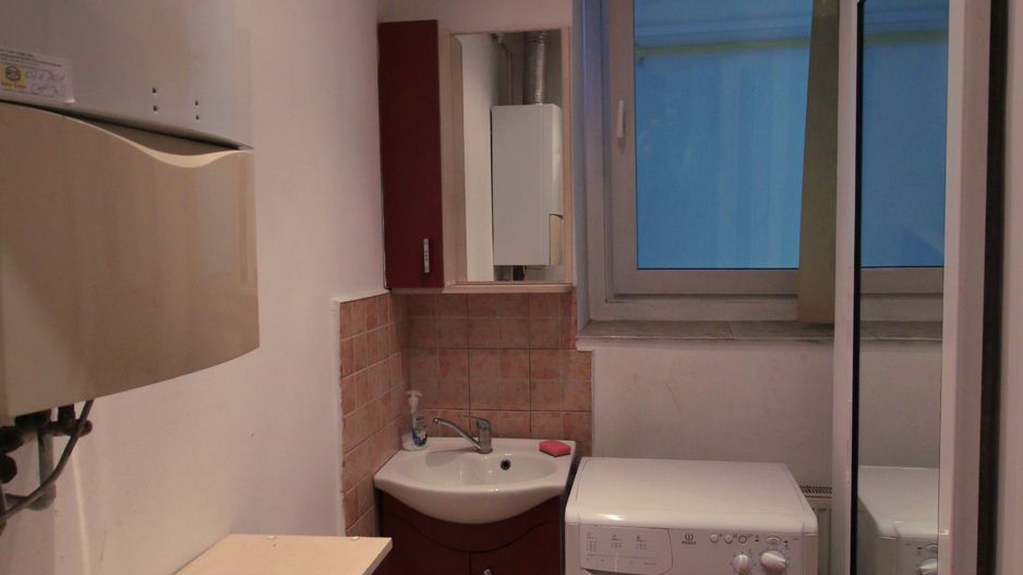 Exclusivitate - Zona Teatru Dramatic, garsonieră pretabilă locuit sau birouri - Poză 12