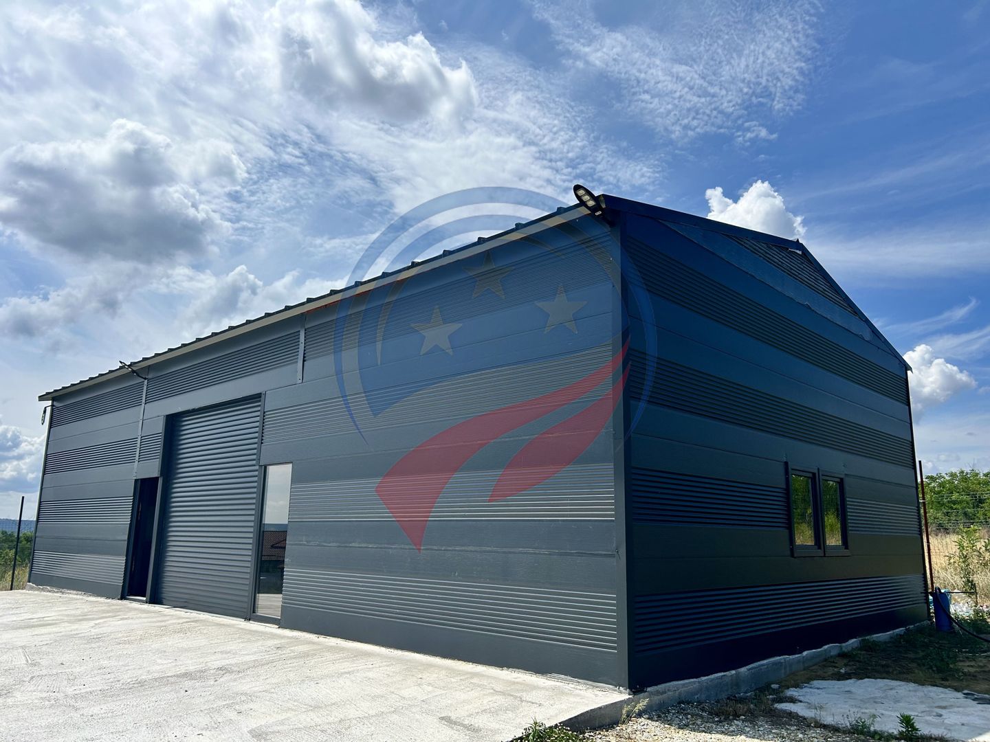 Hală industrială 123 mp, teren 500 mp - Poză 1