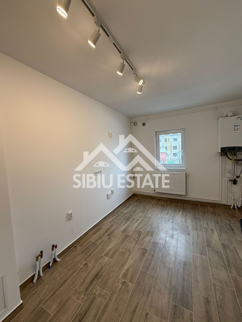 Locație excelentă! Apartament 3 camere renovat, etaj 1, Sibiu - Poză 23
