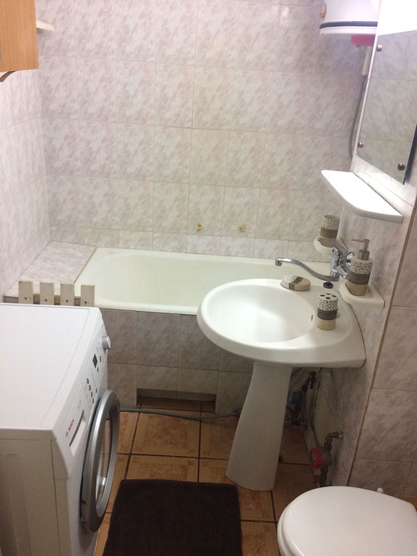 Decomandat si spatios zona Girocului - Poză 18