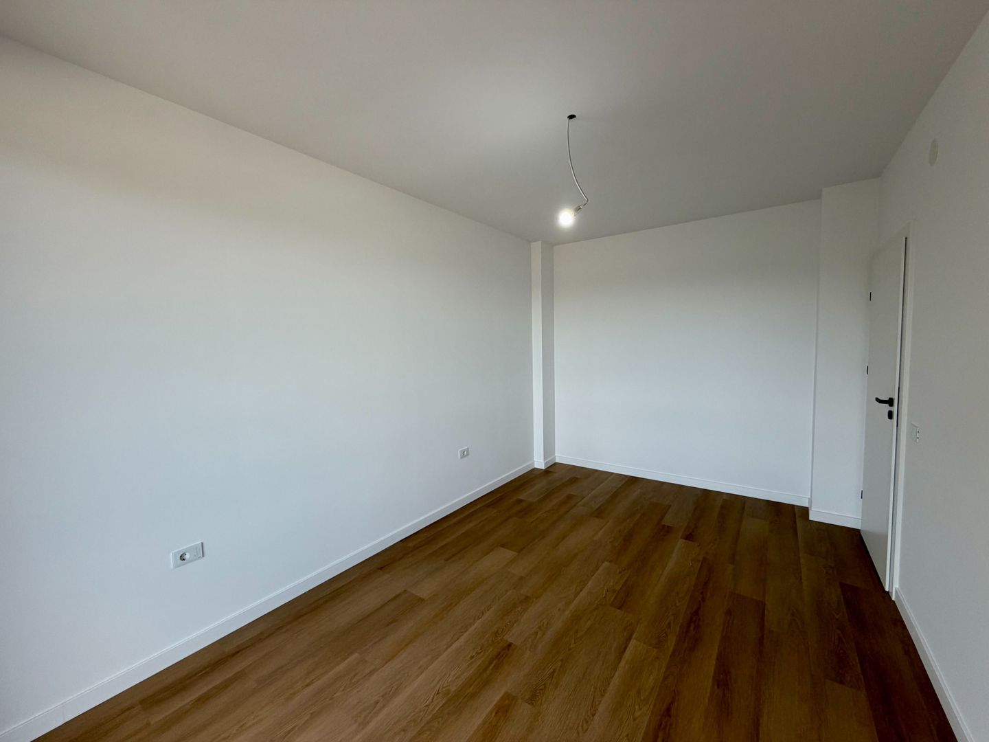 Apartament 2 camere | terasă 18 mp | Alphaville Distrikt - Poză 6