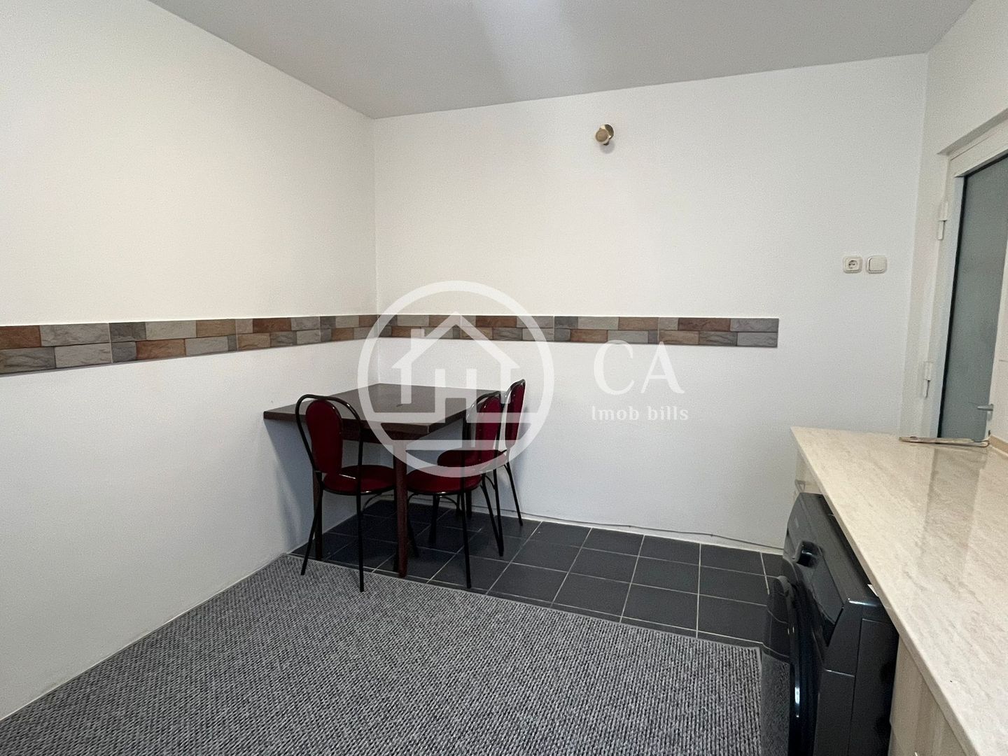 Apartament de închiriat cu 2 camere in zona Rogerius, Oradea - Poză 2