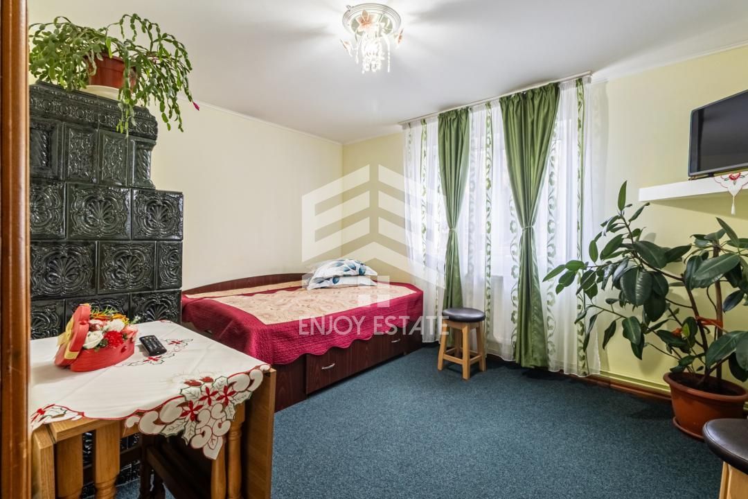 Casă individuală, vedere către Bucegi, la 300 m de Centru, Gară sau Cantacuzino - Poză 9