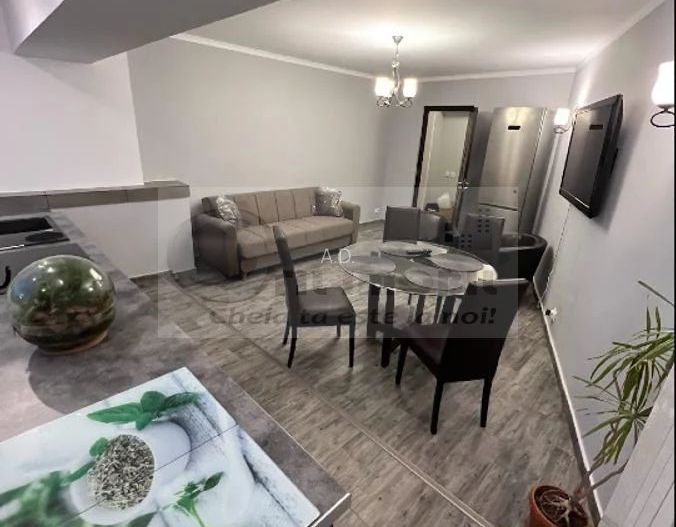 Apartament 3 camere decomandat - ULTRACENTRAL - Palas ! - Poză 4