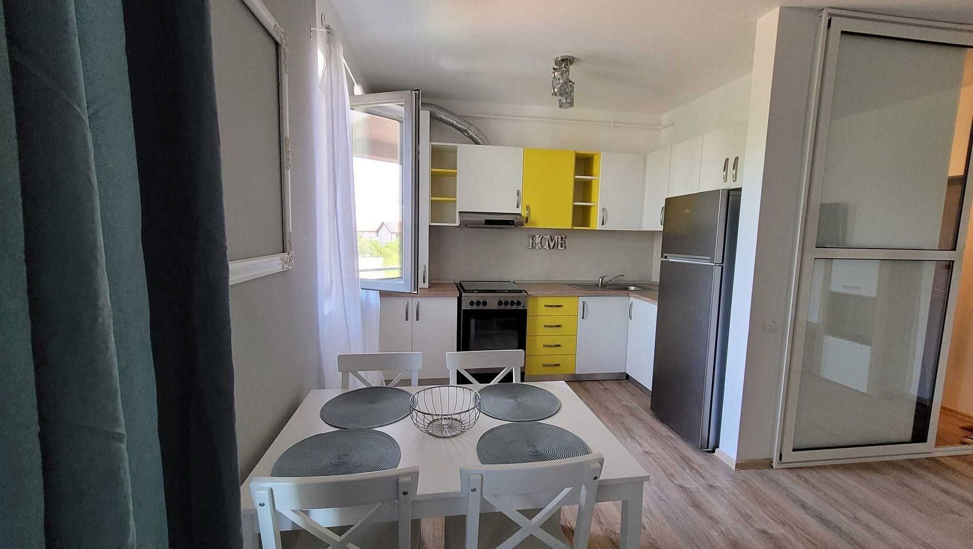 Apartament cu 2 camere/2 locuri de parcare - Dumbravita - Poză 3