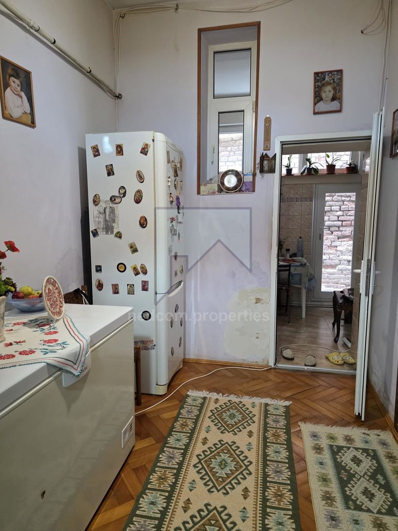 Vanzare apartament 4 camere - Sebastian - Vulcan - Poză 15