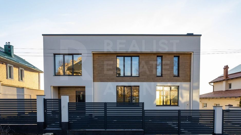 Vânzare, casă, 2 nivele, 206 mp, str. Mihail Juraveli, Codru. - Poză 2