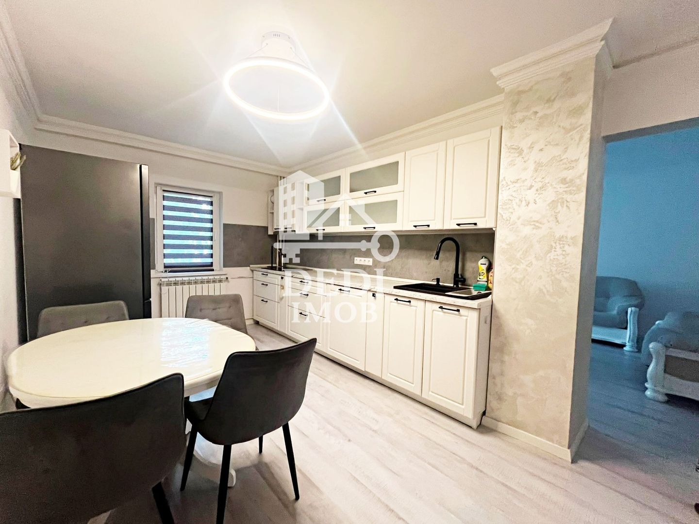 Apartament 3 camere de inchiriat in zona Decebal, Oradea - Poză 8