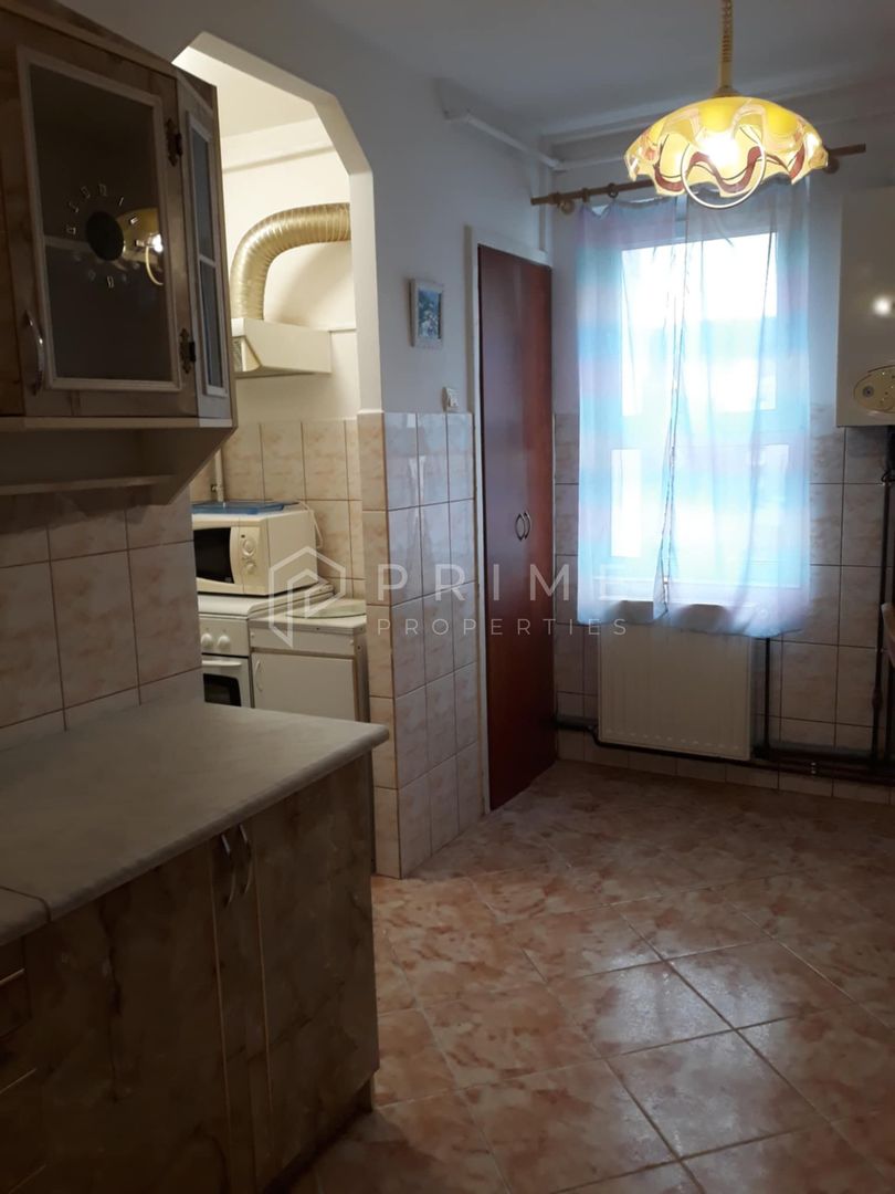 inchiriez apartament 2 camere Strada Muncii - Poză 3