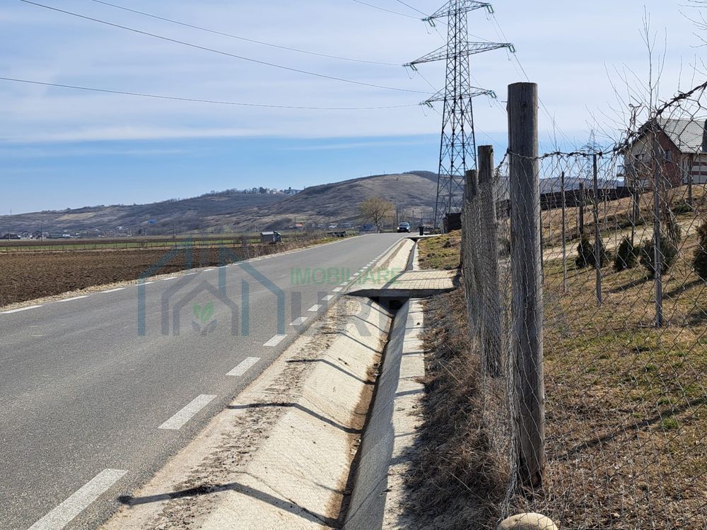 Teren extravilan 2100 mp, Miroslava, sat Uricani, str. Eroilor - Poză 4