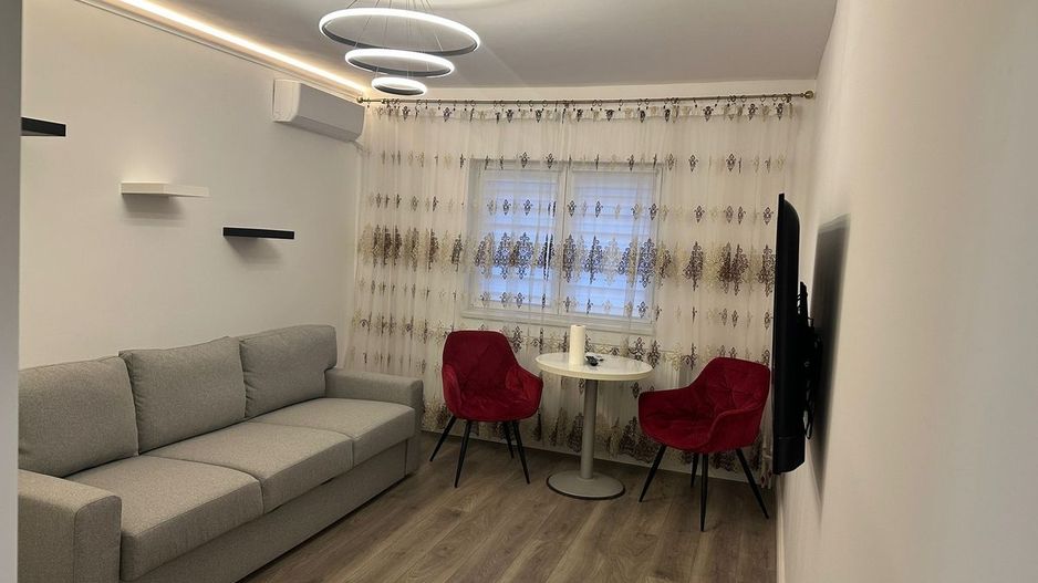 Garsoniera proaspat renovata si echipata - Titan, Fizicienillor - Poză 3