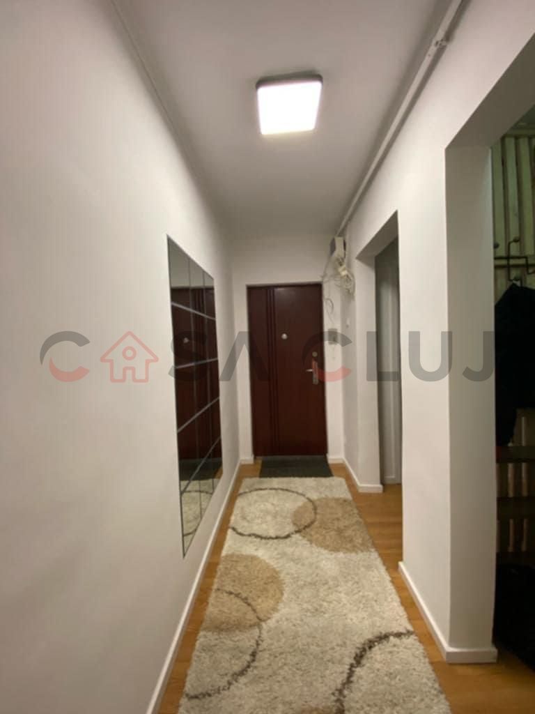 Apartament cu 4 camere, zona McDonald's / Minerva ! - Poză 11