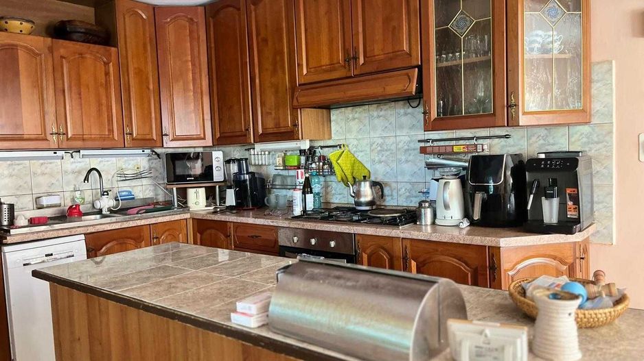 BRASADAS vinde casa cu gradina in zona CENTRALA. - Poză 7