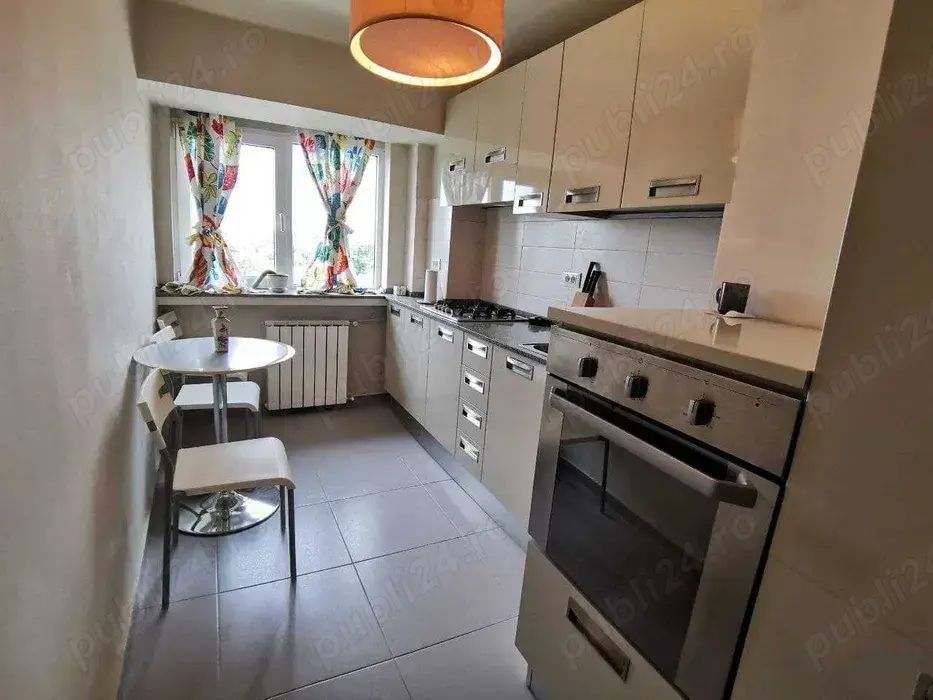 BRASADAS închiriază ap cam etaj 6/8 Bd. UNIRII. - Poză 3