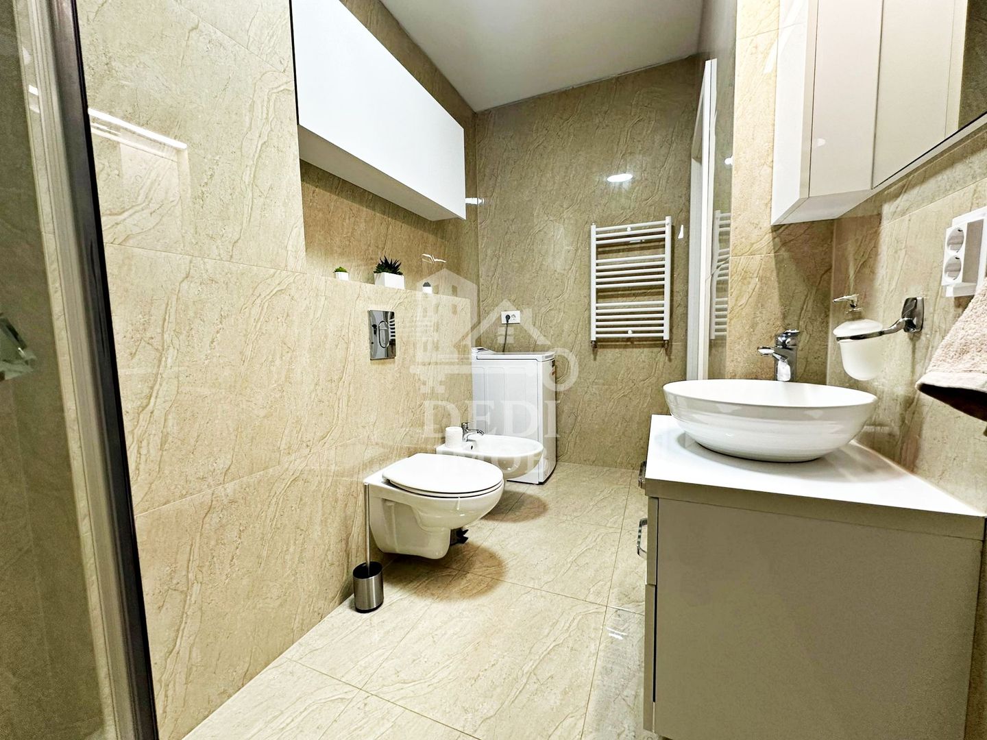 Apartament cu 3 camere de inchiriat Ceyrat, Oradea - Poză 14