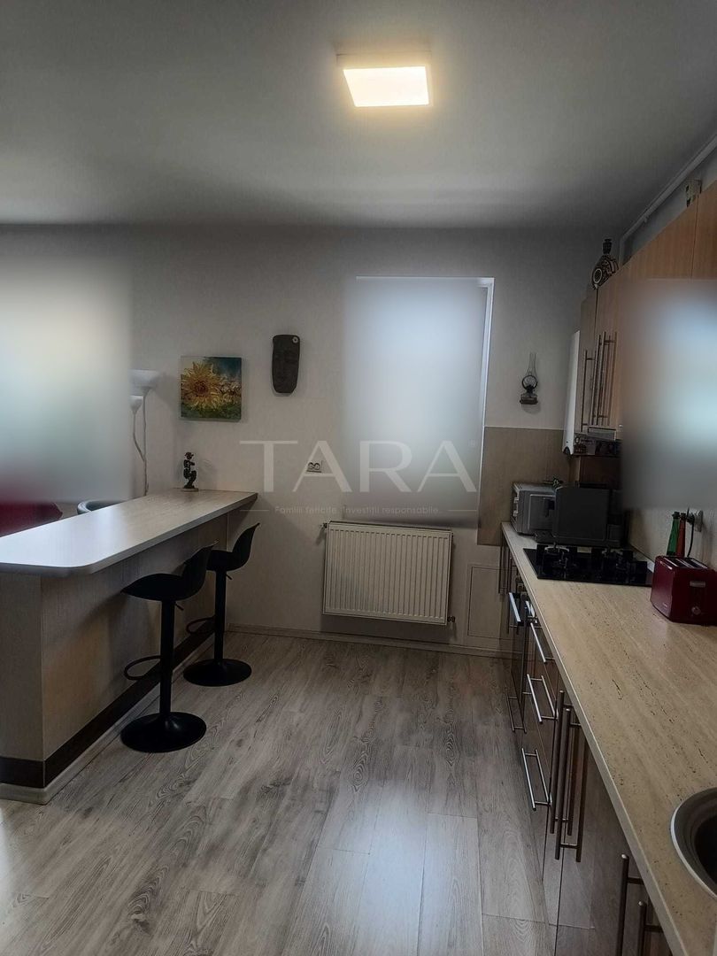 Apartament 2 camere, 50 mp + logie, renovat, parcare cu CF. - Poză 1
