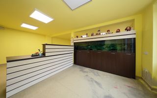 Proprietate mixtă cu spațiu comercial și locuință, Cristian - Poză 3