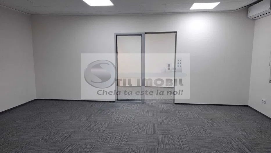 Spatiu Sf. Lazar ( Palas) - 899 euro - Poză 3