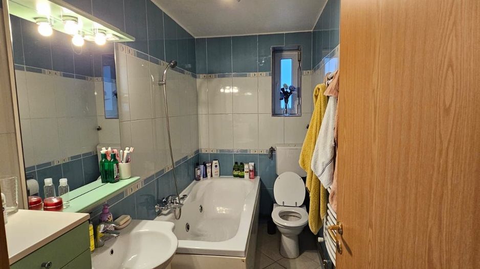 Apartament generos - Poză 39