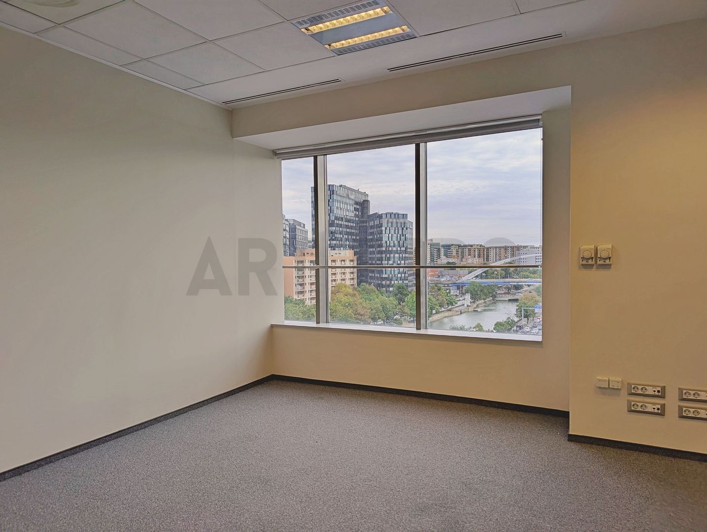 Zero comision, 145-280mp birou Grozavesti - Splai, 5 minute metrou - Poză 2