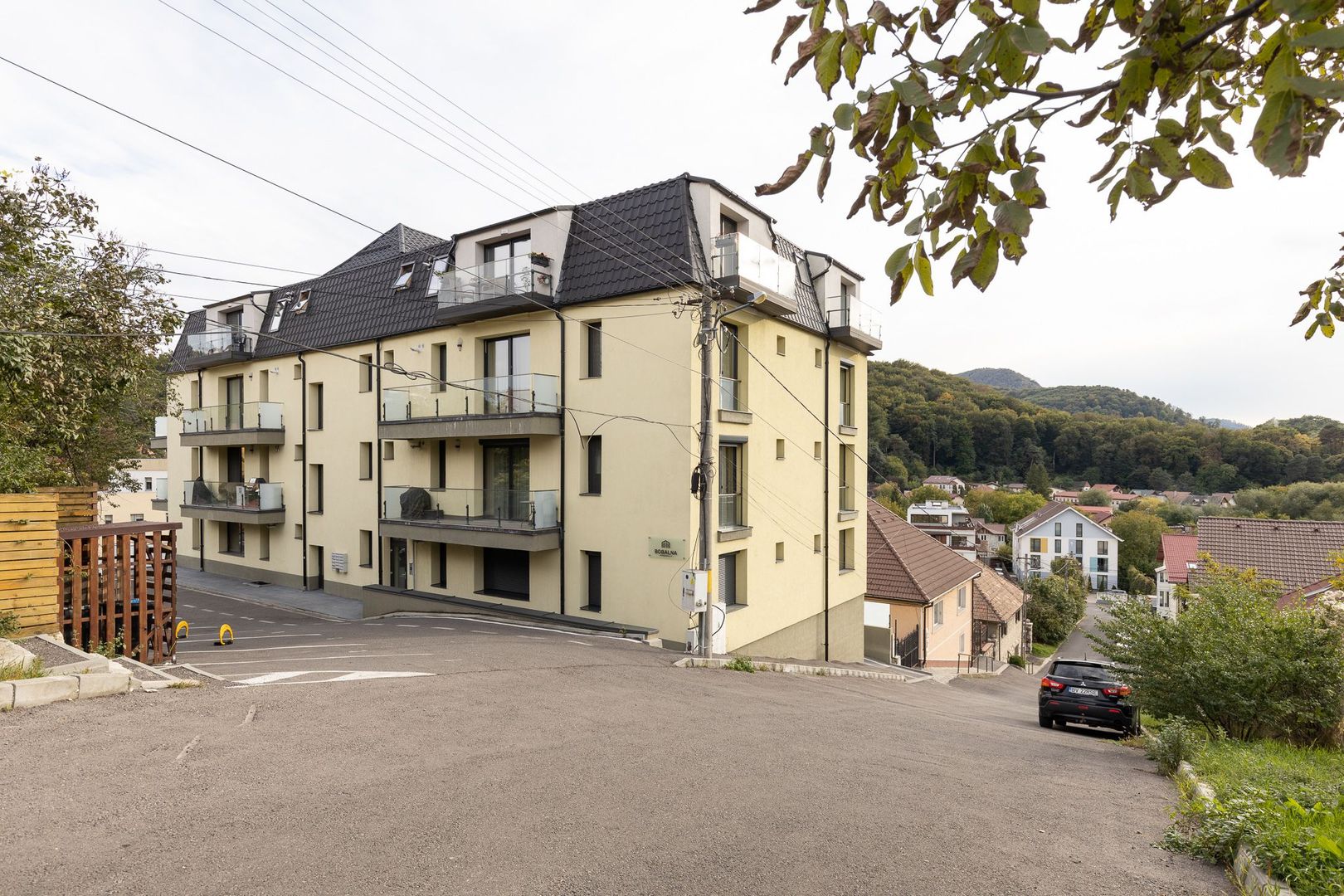 Bloc nou, zona de case, 2 camere cu 2 băi, Comision 0% - Poză 1