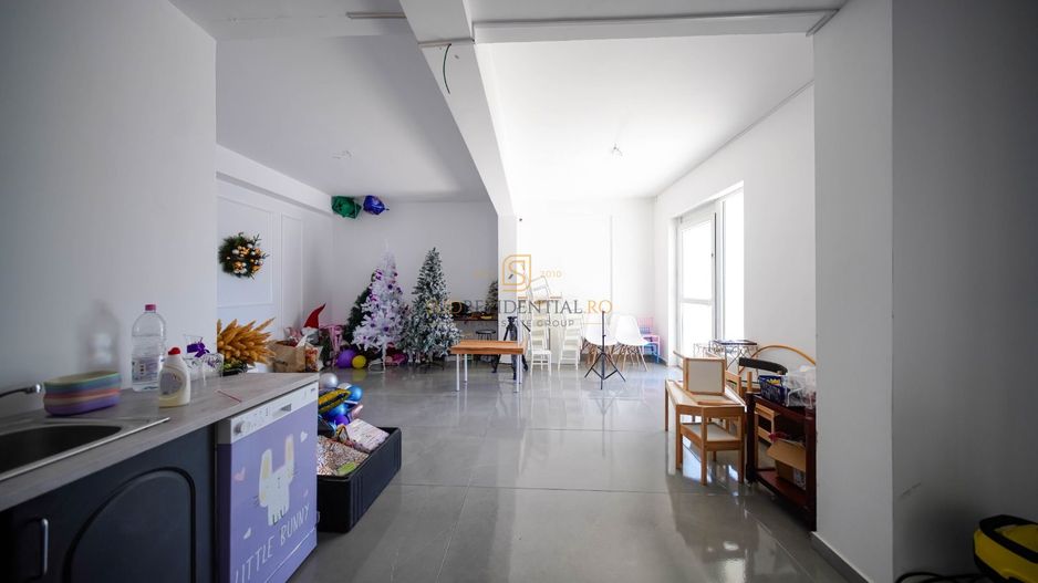 PRELUARE AFACERE - LOC DE JOACA SI PETRECERI PENTRU COPII - Poză 23