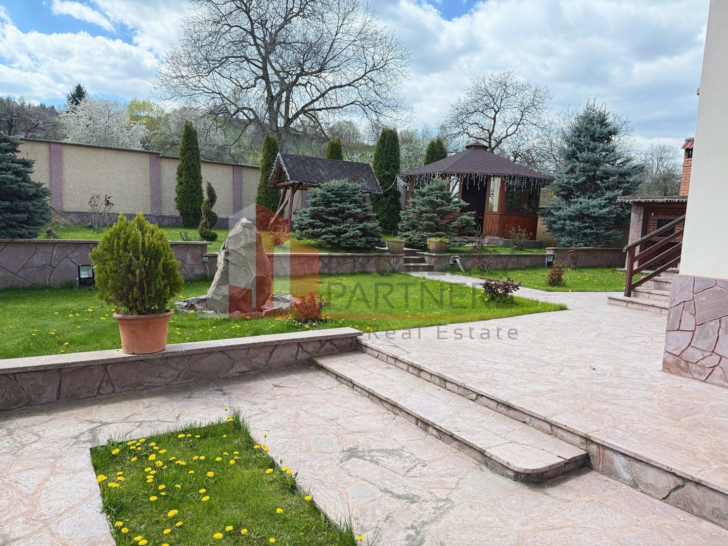 Casă 5 dormitoare + casă de oaspeți, priveliște Piatra Craiului, Sohodol-Bran - Poză 4