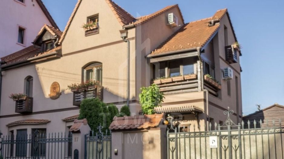 Hotel Boutique Resort 5 stele de vanzare in Sibiu - Poză 1