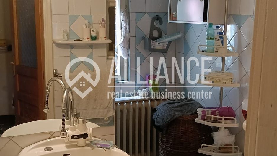 Casa 6 camere zona CAPITOL-CENTRAL  ( cod 12 ) - Poză 11