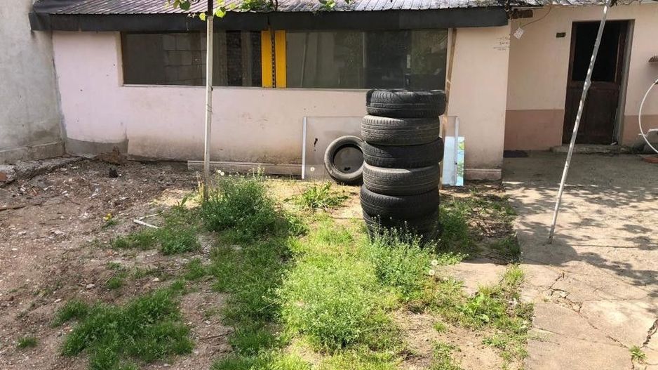URGENT!, TEREN CU AUTORIZATIE DE CONSTRUCTIE PENTRU VILA, NEGOCIABIL - Poză 3