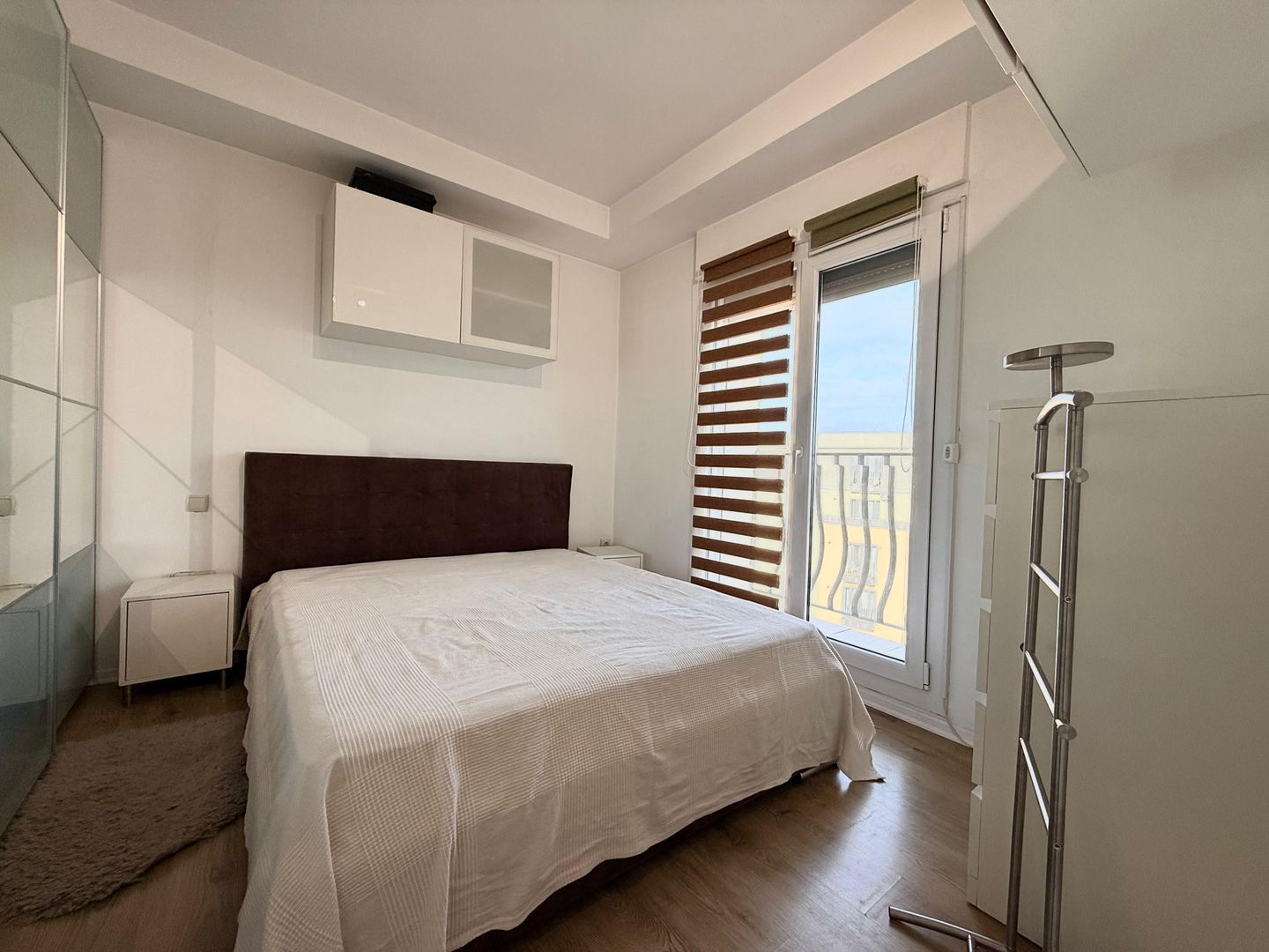 COSMOPOLIS - Apartament cu 2 camere, mobilat si utilat. - Poză 5